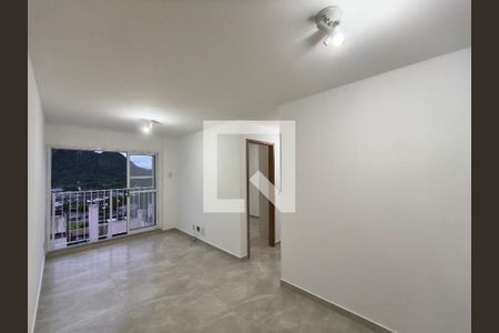 Sala de apartamento para alugar com 3 quartos, 115m² em Jacarepaguá, Rio de Janeiro