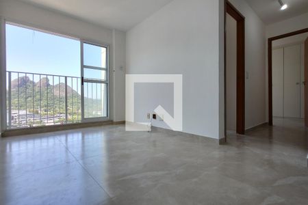 Sala/Cozinha de apartamento para alugar com 3 quartos, 115m² em Jacarepaguá, Rio de Janeiro