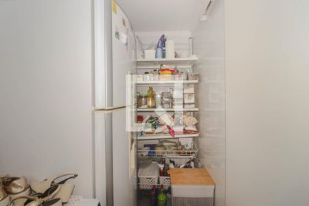 Casa à venda com 305m², 3 quartos e 2 vagasÁrea de Serviço