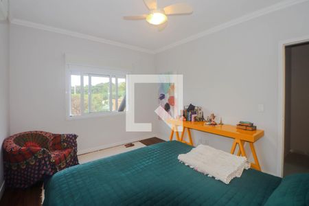 Casa à venda com 305m², 3 quartos e 2 vagasSuíte 2