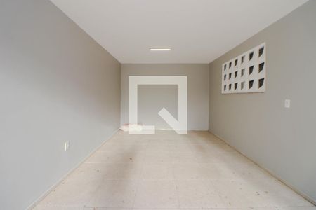 Casa à venda com 305m², 3 quartos e 2 vagasGaragem