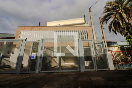 Casa à venda com 305m², 3 quartos e 2 vagasFachada