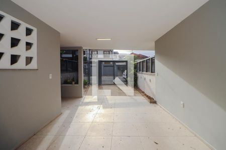 Casa à venda com 305m², 3 quartos e 2 vagasGaragem