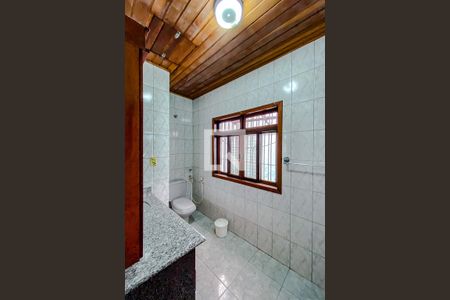 Casa à venda com 200m², 3 quartos e 6 vagasBanheiro