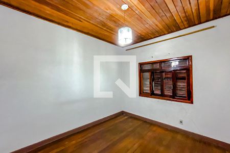 Casa à venda com 200m², 3 quartos e 6 vagasQuarto 1