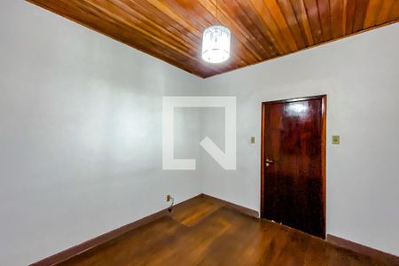 Casa à venda com 200m², 3 quartos e 6 vagasQuarto 1