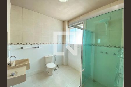 Casa à venda com 180m², 2 quartos e 1 vagaBanheiro Corredor