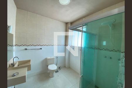 Casa à venda com 180m², 2 quartos e 1 vagaBanheiro Corredor