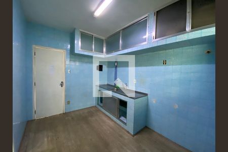 Casa à venda com 180m², 2 quartos e 1 vagaCozinha