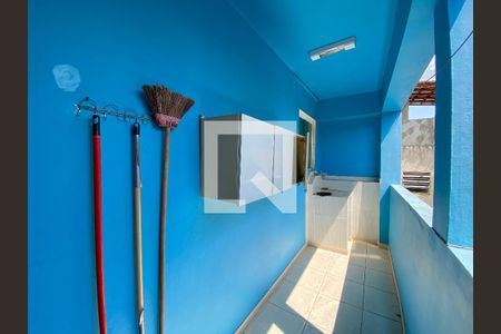 Casa à venda com 180m², 2 quartos e 1 vagaÁrea de Serviço 2