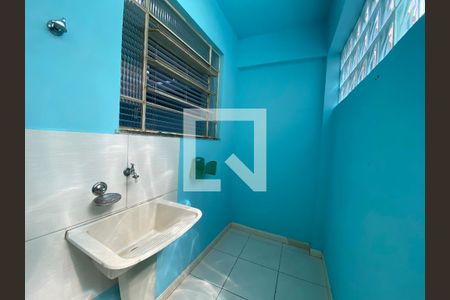 Casa à venda com 180m², 2 quartos e 1 vagaÁrea de Serviço