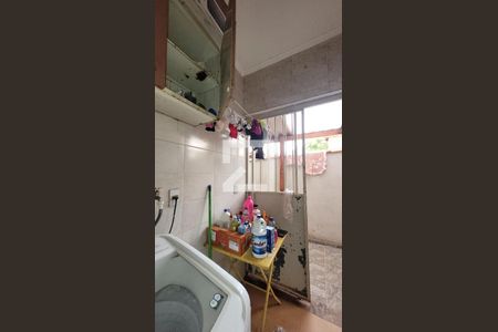 Casa à venda com 165m², 4 quartos e 2 vagasÁrea de Serviço