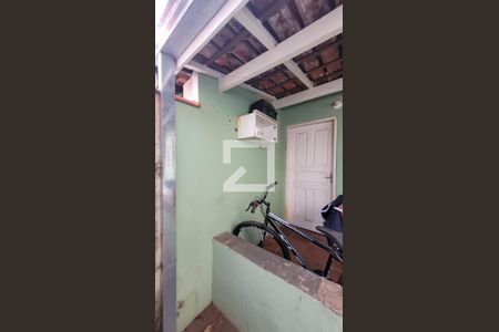 Casa à venda com 165m², 4 quartos e 2 vagasQuintal