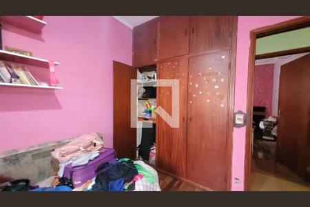 Casa à venda com 165m², 4 quartos e 2 vagasQuarto 1