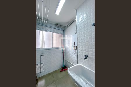 Apartamento para alugar com 65m², 3 quartos e 1 vagaÁrea de Serviço