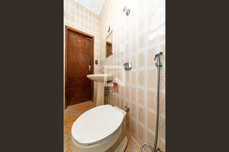 Apartamento para alugar com 150m², 3 quartos e 1 vaga Apartamento para alugar com 150m², 3 quartos e 1 vagaBanheiro da Suíte