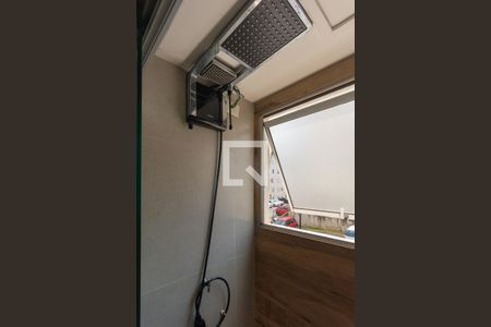 Apartamento à venda com 42m², 2 quartos e 1 vaga Apartamento à venda com 42m², 2 quartos e 1 vagaBanheiro