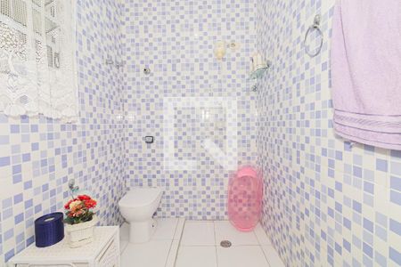 Casa à venda com 200m², 2 quartos e 1 vagaBanheiro 2