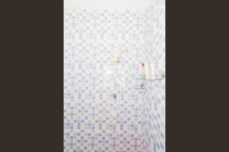 Casa à venda com 200m², 2 quartos e 1 vagaBanheiro 2