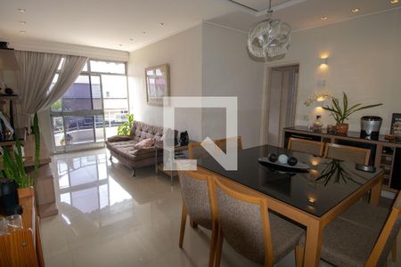 Sala de apartamento à venda com 3 quartos, 120m² em I. Governador, Rio de Janeiro