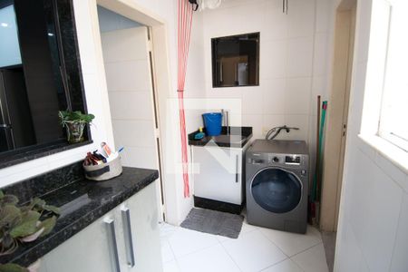 Apartamento à venda com 120m², 3 quartos e 2 vagasÁrea de Serviço