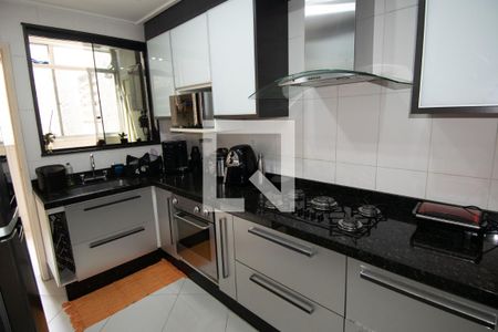 Apartamento à venda com 120m², 3 quartos e 2 vagasCozinha