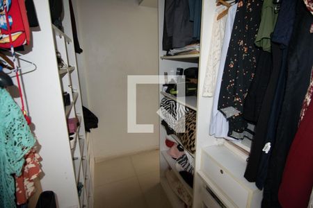 Apartamento à venda com 120m², 3 quartos e 2 vagasCloset