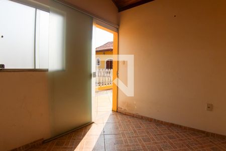 Casa à venda com 240m², 4 quartos e 6 vagas Casa à venda com 240m², 4 quartos e 6 vagasQuarto de Serviço