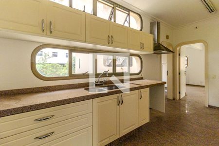 Apartamento para alugar com 240m², 2 quartos e 4 vagasCozinha