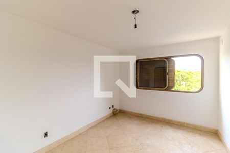 Apartamento para alugar com 240m², 2 quartos e 4 vagasSala de TV