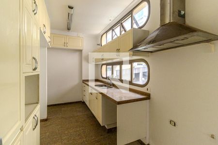 Apartamento para alugar com 240m², 2 quartos e 4 vagasCozinha