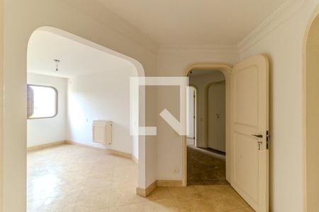 Corredor de apartamento para alugar com 2 quartos, 240m² em Santa Cecilia, São Paulo