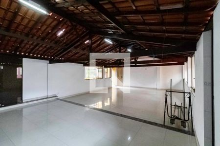 Casa à venda com 485m², 5 quartos e 6 vagasTerraço