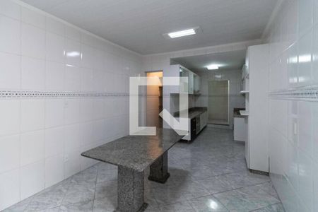 Casa à venda com 485m², 5 quartos e 6 vagasCozinha
