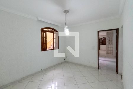 Casa à venda com 485m², 5 quartos e 6 vagasCopa