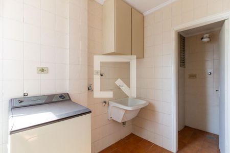 Apartamento para alugar com 143m², 3 quartos e 1 vagaÁrea de Serviço