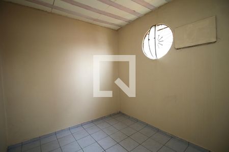 Quarto 2 de casa à venda com 2 quartos, 50m² em Olaria, Rio de Janeiro