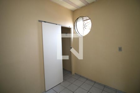 Quarto 1 de casa à venda com 2 quartos, 50m² em Olaria, Rio de Janeiro