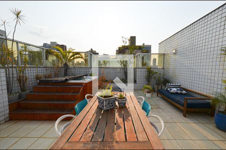 Apartamento à venda com 192m², 3 quartos e 3 vagasArea privativa