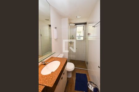 Apartamento à venda com 192m², 3 quartos e 3 vagasBanheiro social