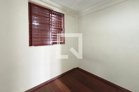 Quarto 2 de apartamento para alugar com 2 quartos, 52m² em Parque Residencial Vila União, Campinas