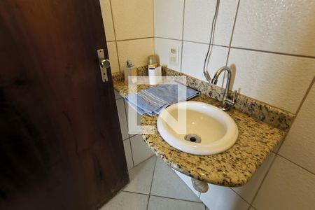 Casa de condomínio à venda com 156m², 3 quartos e 3 vagasLavabo