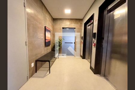 Apartamento à venda com 70m², 2 quartos e 1 vagaÁrea comum