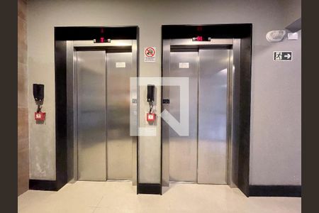 Apartamento à venda com 70m², 2 quartos e 1 vagaÁrea comum