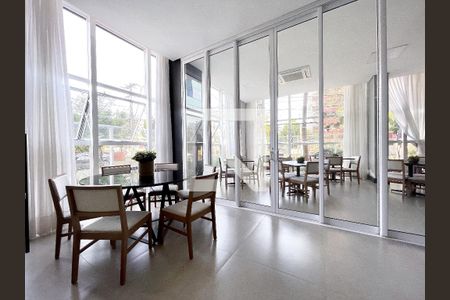 Apartamento à venda com 70m², 2 quartos e 1 vagaÁrea comum