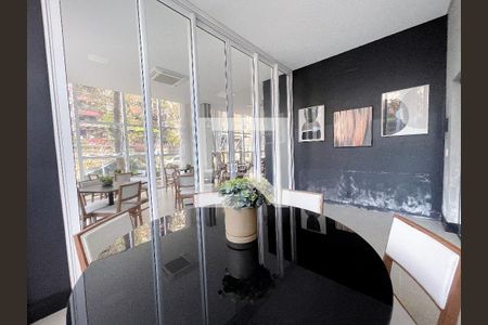 Apartamento à venda com 70m², 2 quartos e 1 vagaÁrea comum