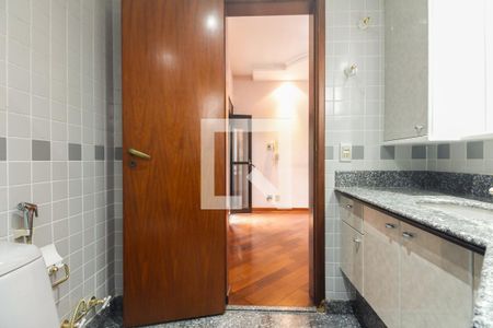 Apartamento à venda com 120m², 3 quartos e 3 vagas Apartamento à venda com 120m², 3 quartos e 3 vagasBanheiro Suíte