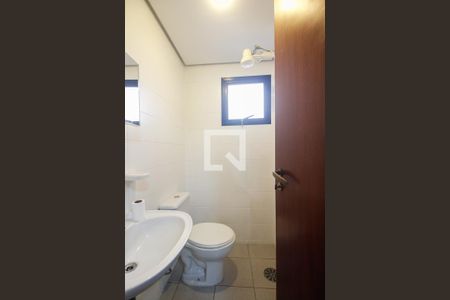Apartamento à venda com 120m², 3 quartos e 3 vagas Apartamento à venda com 120m², 3 quartos e 3 vagasÁrea de Serviço - Banheiro de Serviço