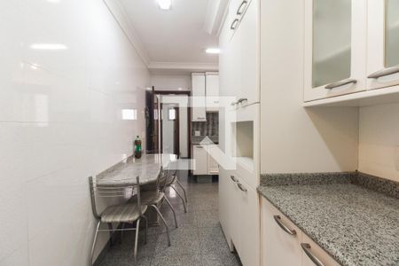 Apartamento à venda com 120m², 3 quartos e 3 vagas Apartamento à venda com 120m², 3 quartos e 3 vagasCozinha