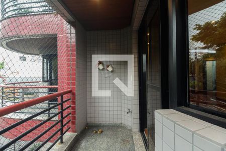 Apartamento à venda com 120m², 3 quartos e 3 vagas Apartamento à venda com 120m², 3 quartos e 3 vagasVaranda Sala